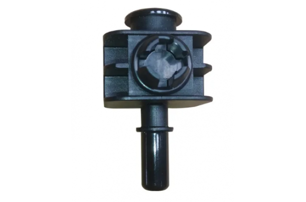 Conector/Conexão da Válvula Solenoide de Refrigeração Auxiliar VW Motor Cummins ISF 3.8 – Engate VOSS NG8 (Tubo 3/8)